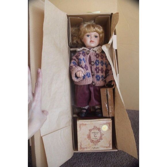 porcelain doll boyd elizabeth going to grandma goin dollstone as is 1998 girl - Picture 9 of 9